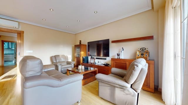 Adosado de 3 habitaciones en Pilar de la Horadada en venta con garaje - 339.900 € (Ref: 9462107)