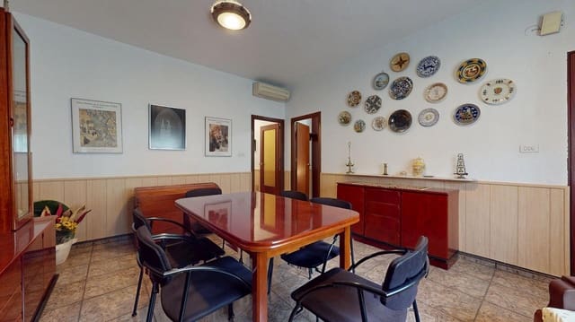 4 slaapkamer Huis te koop in Pilar de la Horadada met garage - € 184.900 (Ref: 9465782)