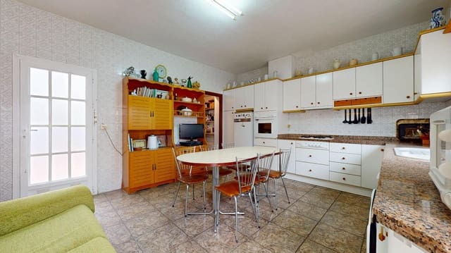 4 slaapkamer Huis te koop in Pilar de la Horadada met garage - € 184.900 (Ref: 9465782)
