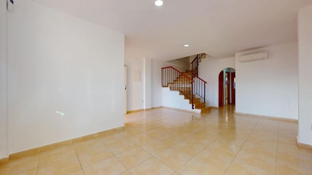 3 sypialnia Dom na sprzedaż w Los Alcázares z basenem garażem - 219 900 € (Ref: 9476118)