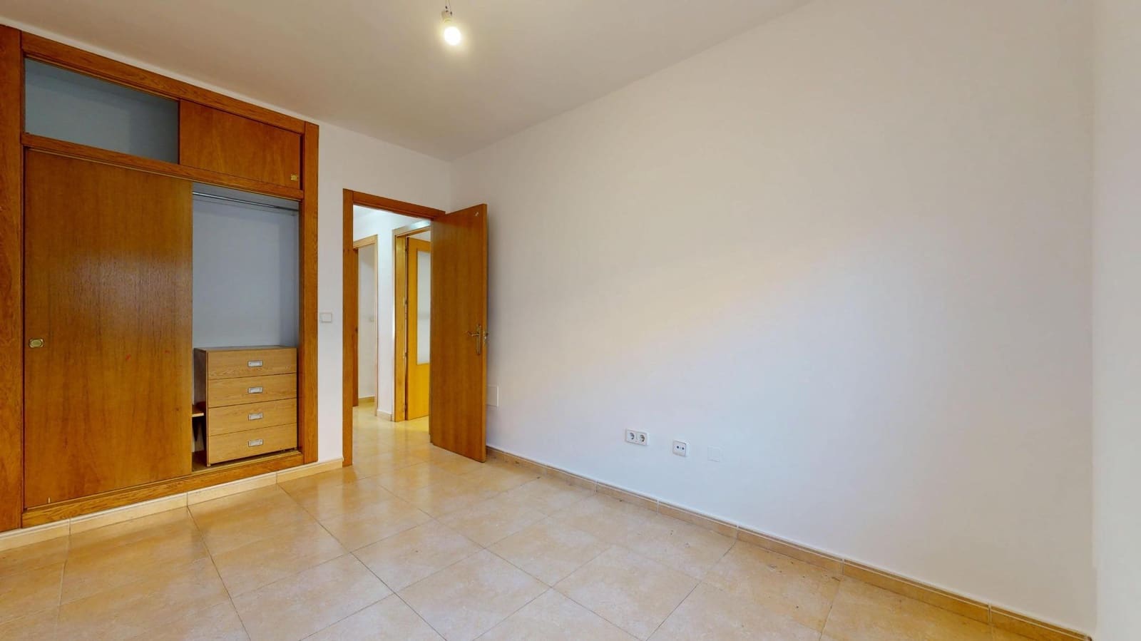 3 sypialnia Dom na sprzedaż w Los Alcazares z basenem garażem - 219 900 € (Ref: 9476118)