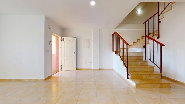 3 soverom Hus til salgs i Los Alcázares med svømmebasseng garasje - € 219 900 (Ref: 9476118)