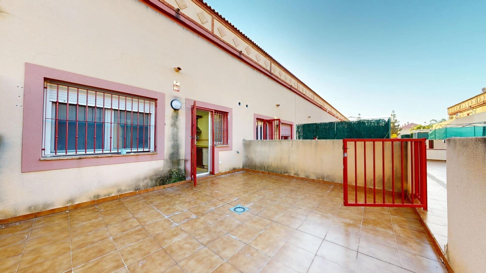 3 soveværelse Byhus til salg i Los Alcazares med swimmingpool garage - € 219.900 (Ref: 9476118)