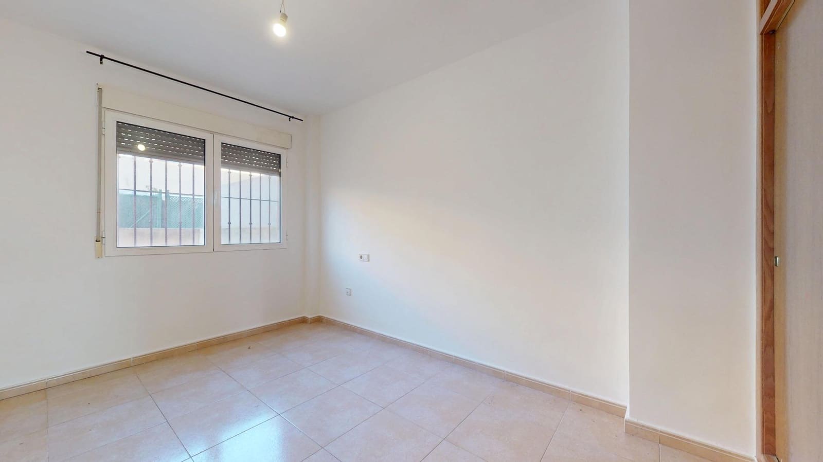 3 soveværelse Byhus til salg i Los Alcazares med swimmingpool garage - € 219.900 (Ref: 9476118)