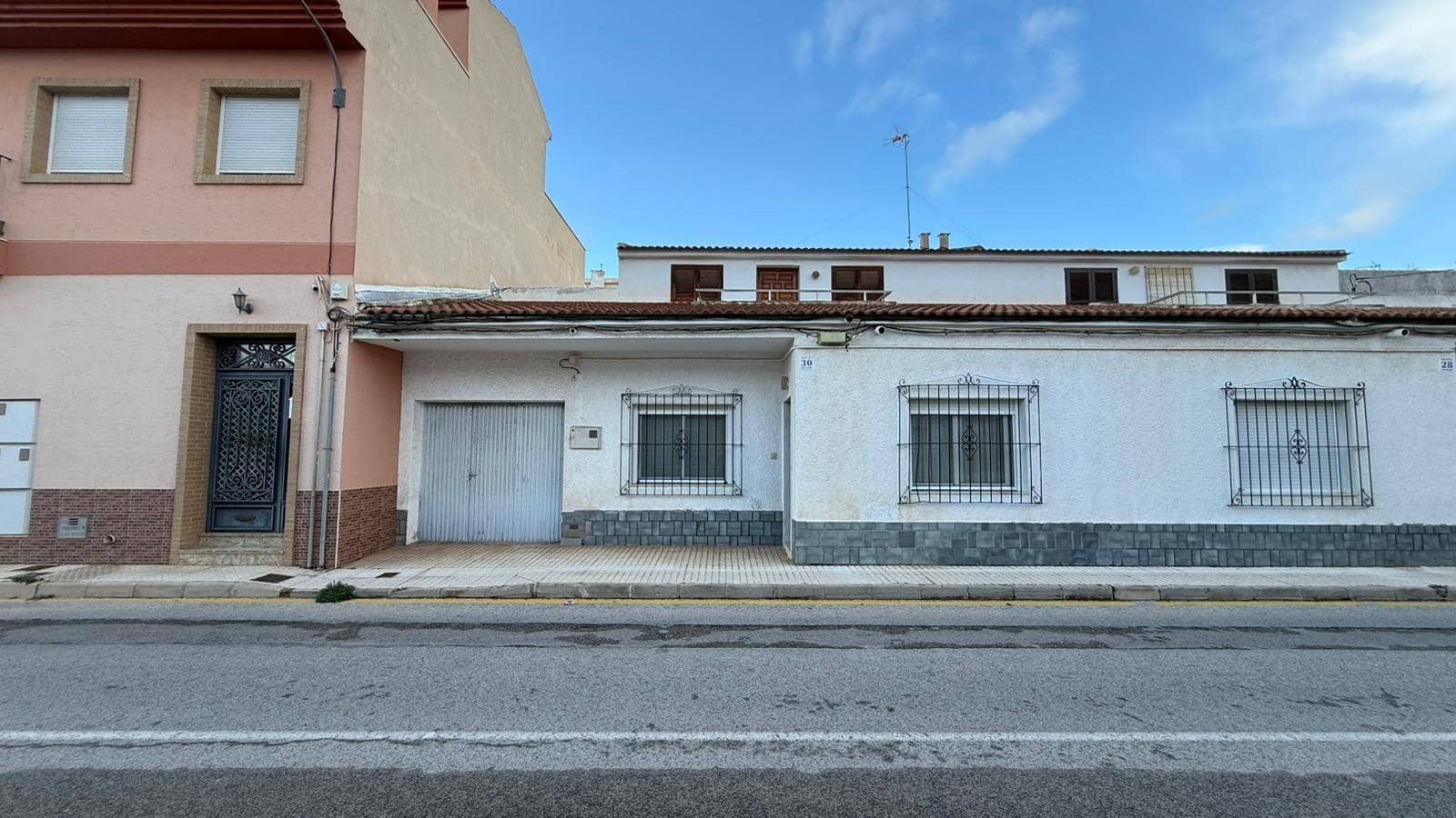 5 quarto Casa em Banda para venda em Pilar de la Horadada - 184 900 € (Ref: 9476119)