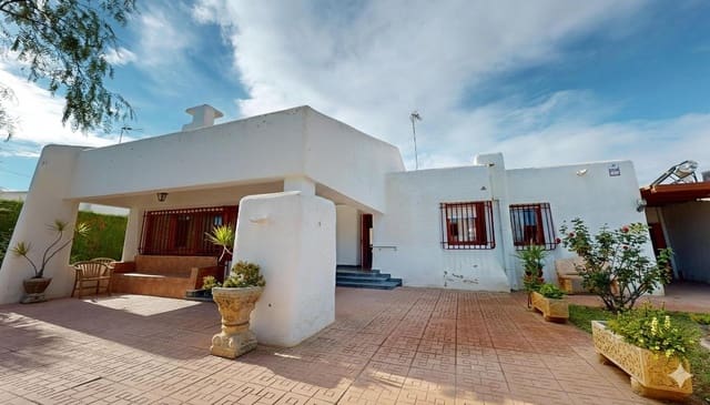 3 soveværelse Villa til salg i Santiago de la Ribera, San Javier med garage - € 399.000 (Ref: 9533763)