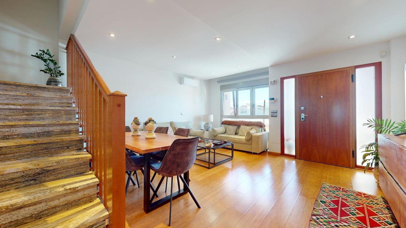 4 soveværelse Rækkehus til salg i Pilar de la Horadada med swimmingpool garage - € 299.000 (Ref: 9543660)