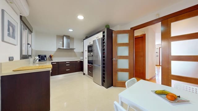 4 slaapkamer Rijtjeshuis te koop in Pilar de la Horadada met zwembad garage - € 299.000 (Ref: 9543660)