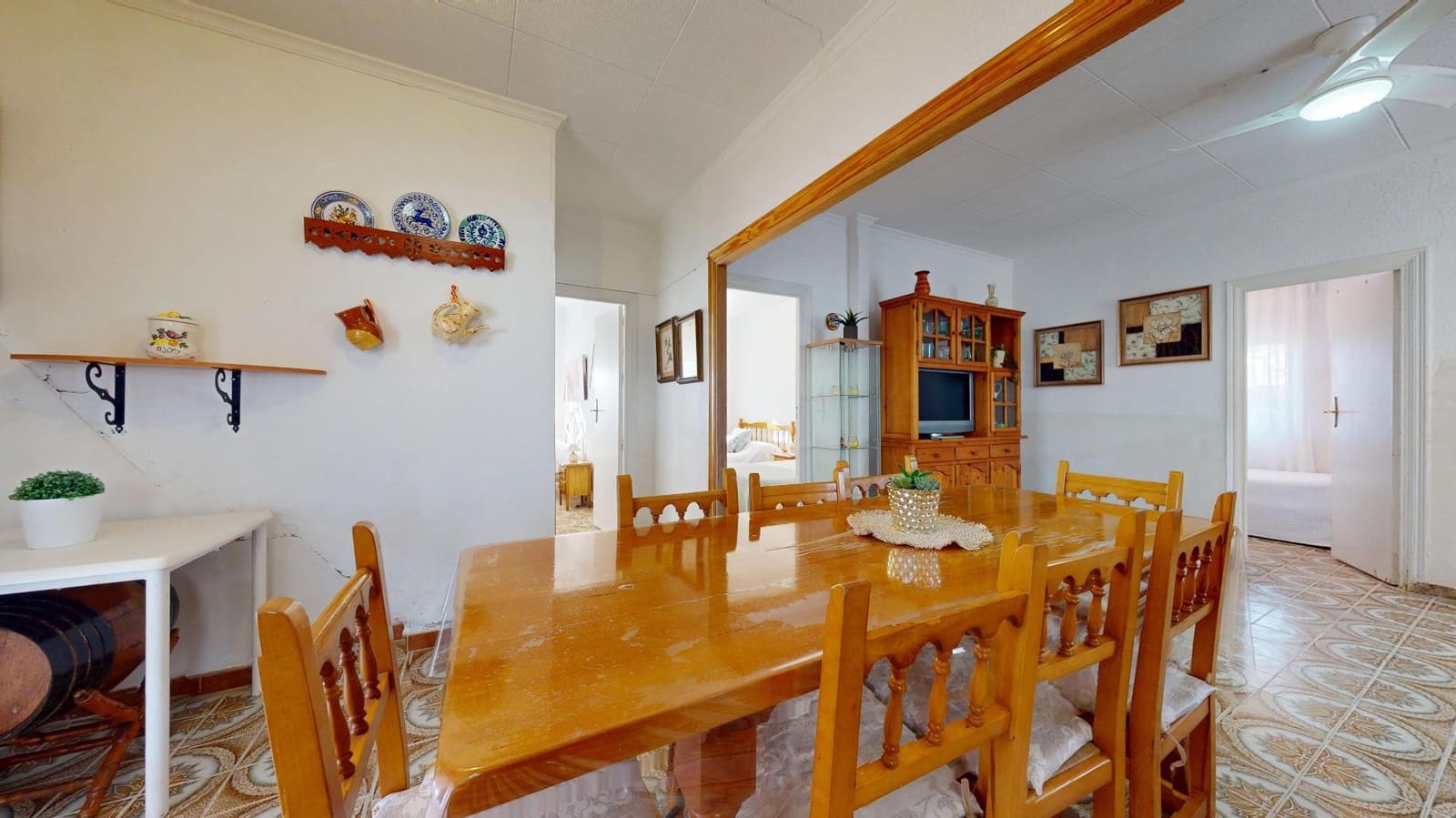 5 soveværelse Villa til salg i Los Alcazares med swimmingpool - € 259.900 (Ref: 9555862)