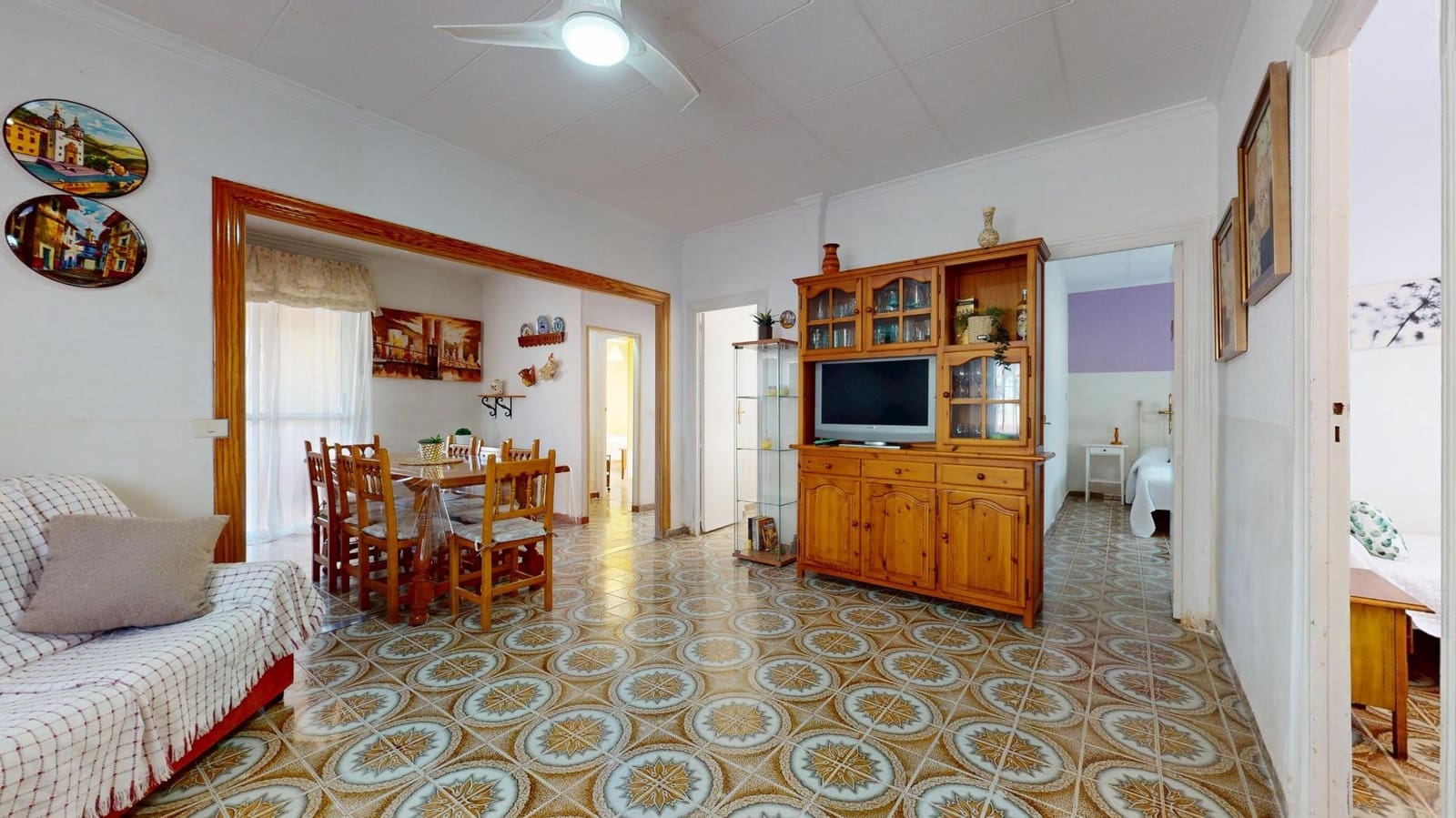 5 soveværelse Villa til salg i Los Alcazares med swimmingpool - € 259.900 (Ref: 9555862)