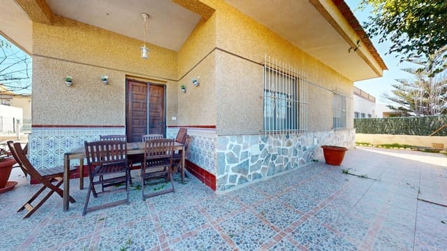 5 sypialnia Willa na sprzedaż w Los Alcázares z basenem - 259 900 € (Ref: 9555862)