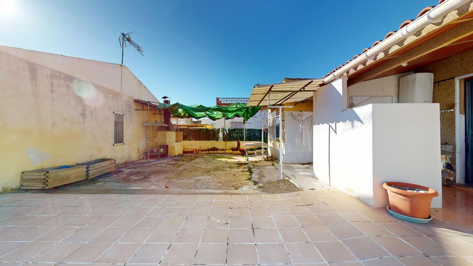 5 sypialnia Willa na sprzedaż w Los Alcazares z basenem - 259 900 € (Ref: 9555862)