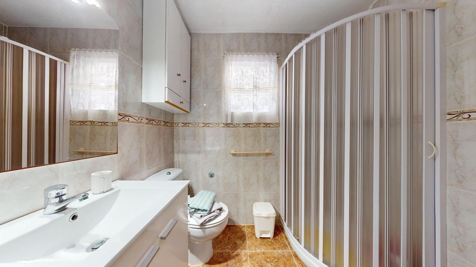 Chalet de 5 habitaciones en Los Alcázares en venta con piscina - 229.000 € (Ref: 9555862)