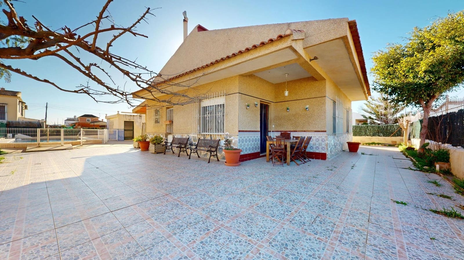 Chalet de 5 habitaciones en Los Alcázares en venta con piscina - 229.000 € (Ref: 9555862)