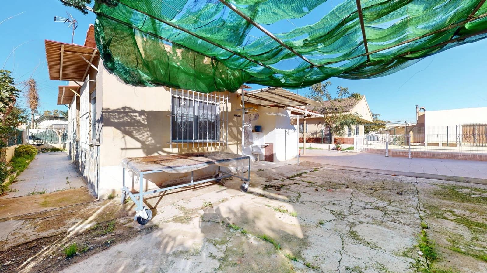 Chalet de 5 habitaciones en Los Alcázares en venta con piscina - 229.000 € (Ref: 9555862)