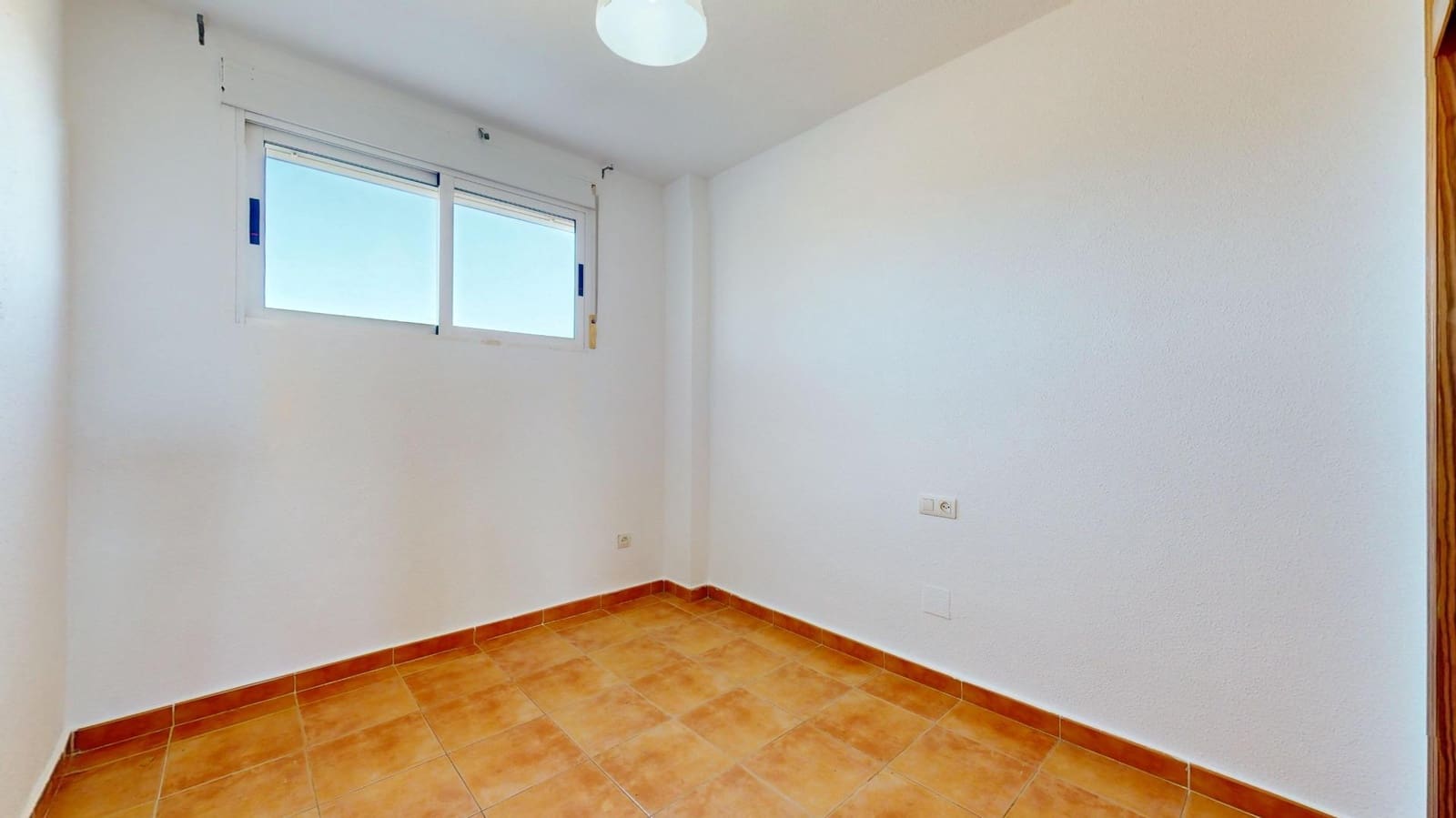 Piso de 2 habitaciones en Los Nietos en venta con piscina - 106.500 € (Ref: 9627576)
