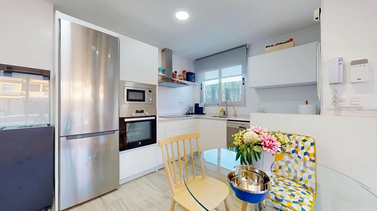 Chalet de 3 habitaciones en San Pedro del Pinatar en venta con piscina - 410.000 € (Ref: 9637631)