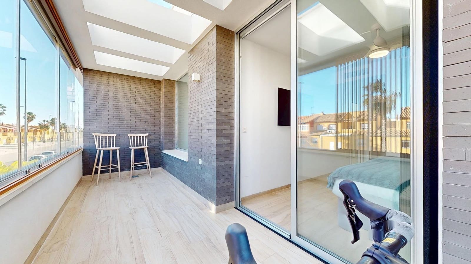 Chalet de 3 habitaciones en San Pedro del Pinatar en venta con piscina - 410.000 € (Ref: 9637631)