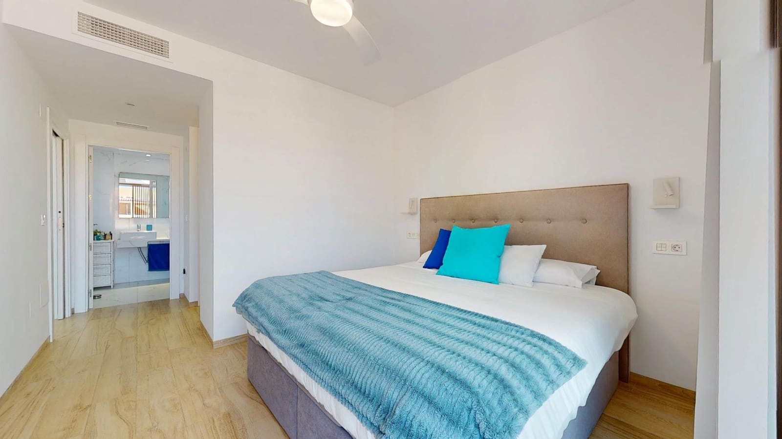 3 sovrum Semi-fristående Villa till salu i San Pedro del Pinatar med pool - 410 000 € (Ref: 9637631)