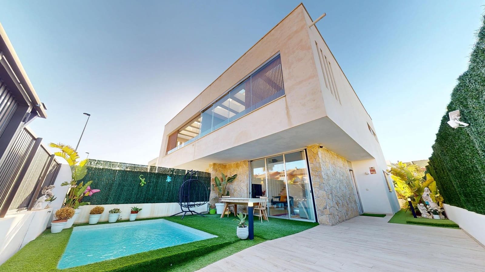 3 sovrum Semi-fristående Villa till salu i San Pedro del Pinatar med pool - 410 000 € (Ref: 9637631)