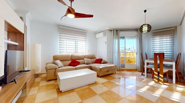 3 bedroom Flat for sale in Pilar de la Horadada with garage - € 189,900 (Ref: 9648180)