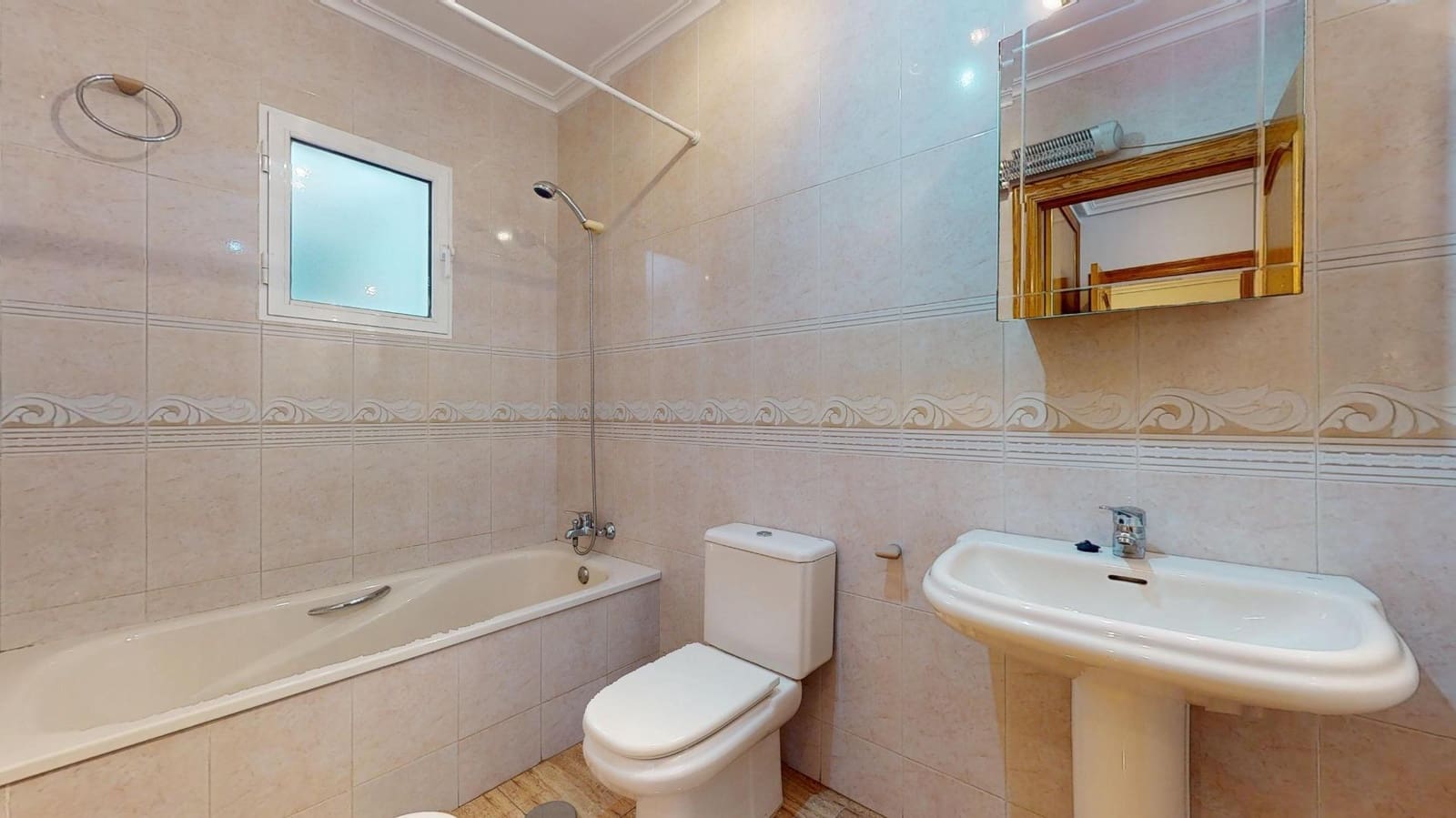 3 bedroom Flat for sale in Pilar de la Horadada with garage - € 169,900 (Ref: 9656136)