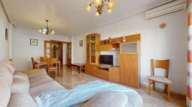 3 bedroom Flat for sale in Pilar de la Horadada with garage - € 169,900 (Ref: 9656136)