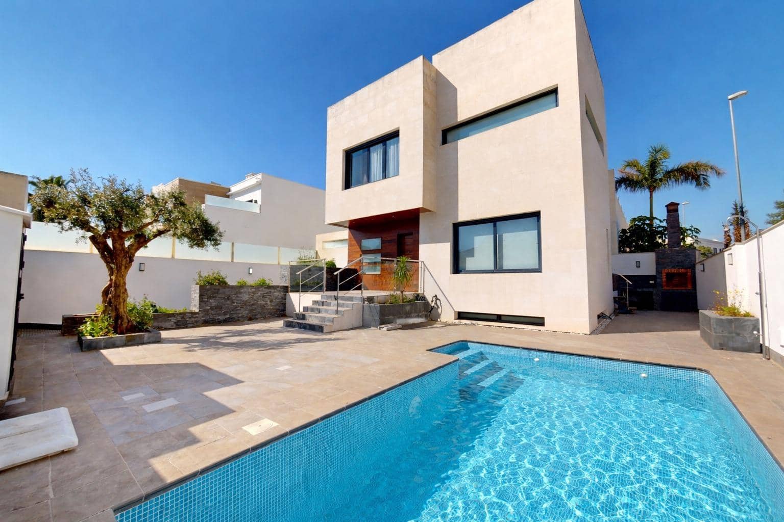 4 chambre Villa/Maison à vendre à Pilar de la Horadada avec piscine garage - 799 900 € (Ref: 9656137)