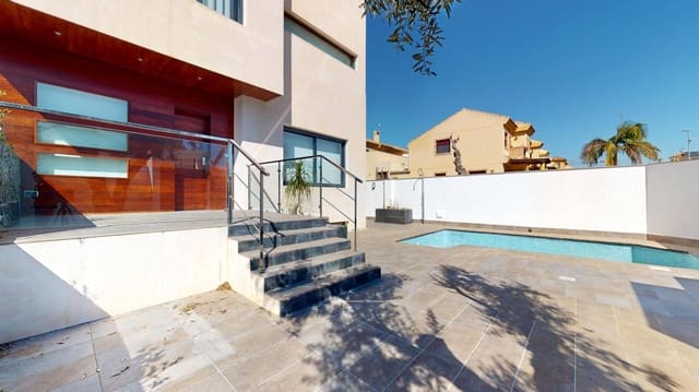 4 sovrum Villa till salu i Pilar de la Horadada med pool garage - 799 900 € (Ref: 9656137)