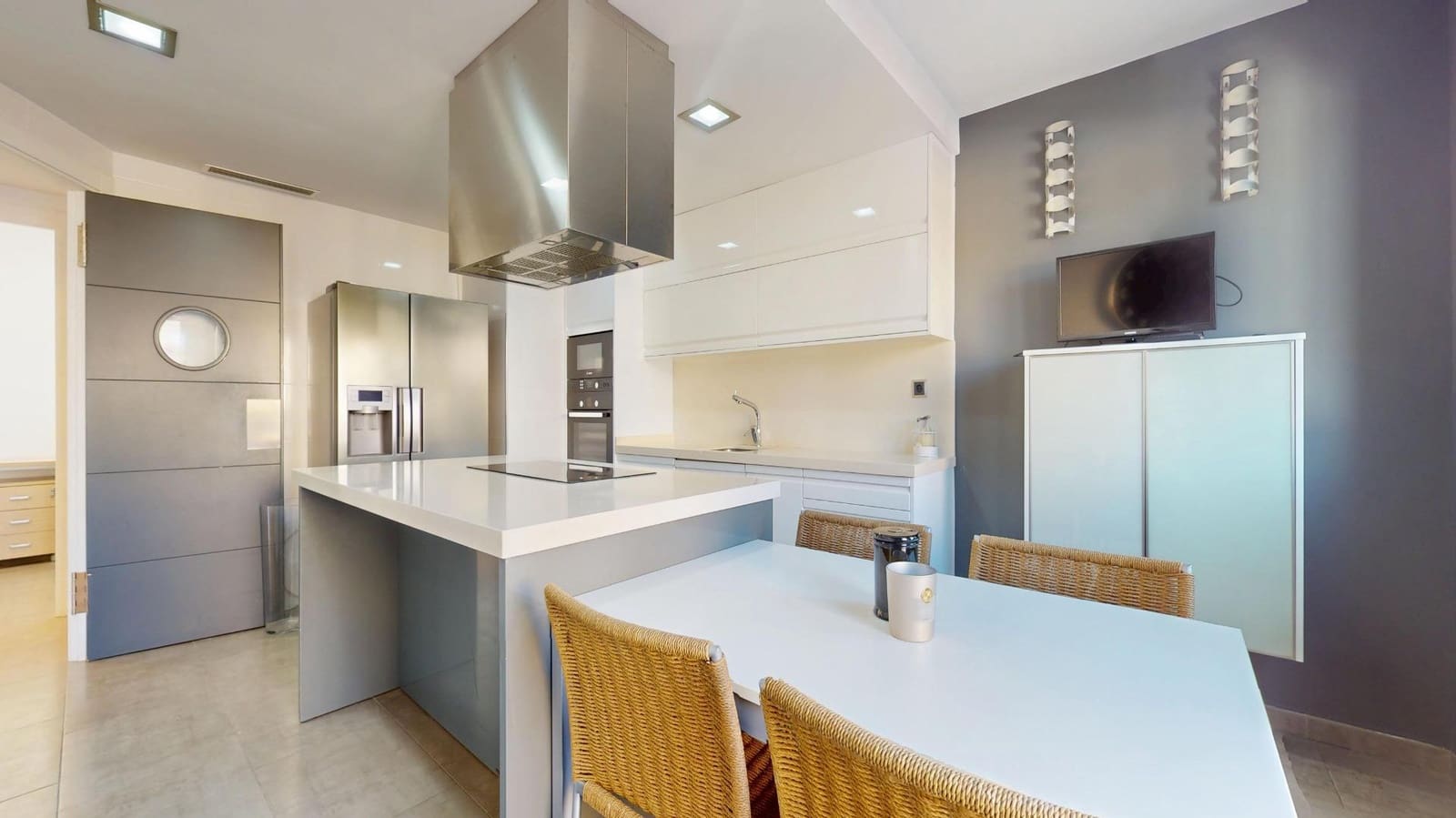 4 Zimmer Villa zu verkaufen in Pilar de la Horadada mit Pool Garage - 799.900 € (Ref: 9656137)