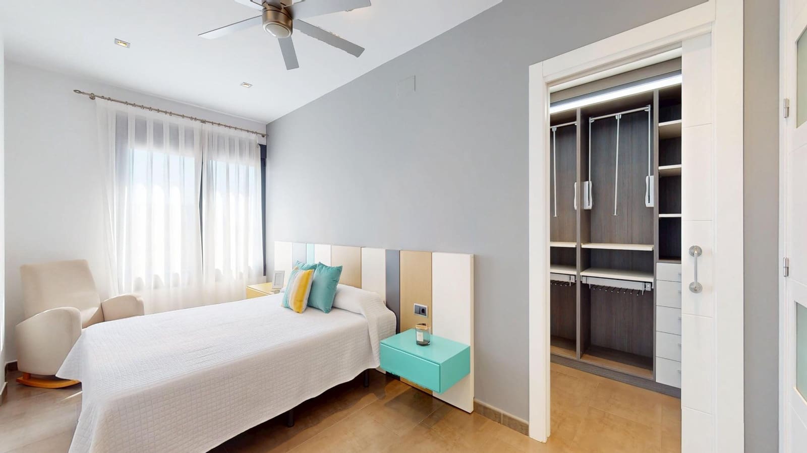 4 Zimmer Villa zu verkaufen in Pilar de la Horadada mit Pool Garage - 799.900 € (Ref: 9656137)