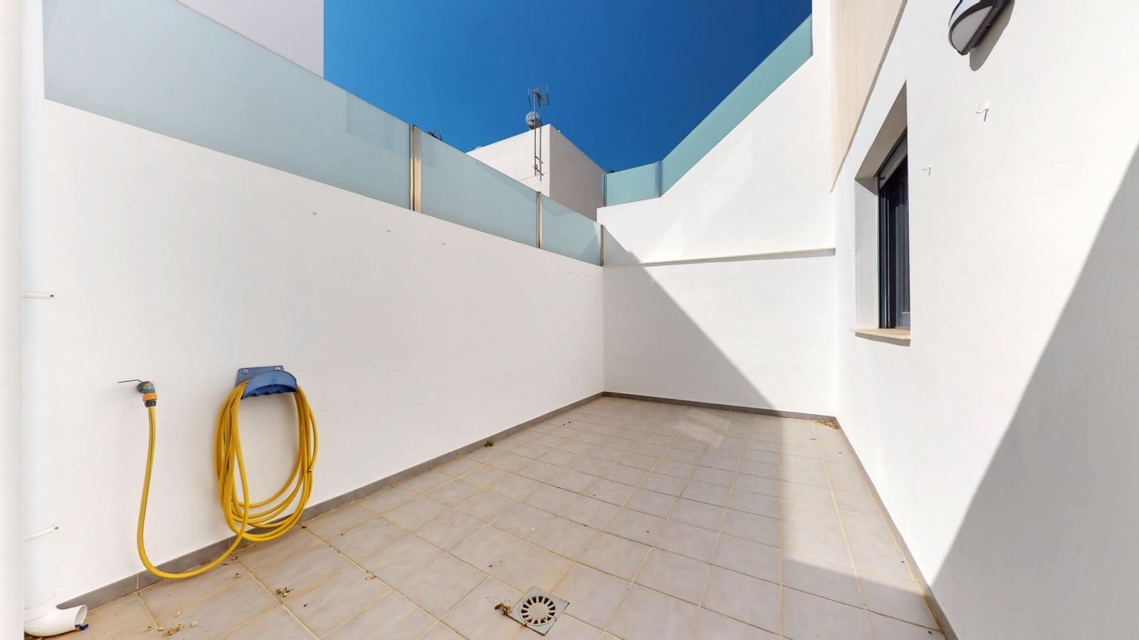 4 bedroom Villa for sale in Pilar de la Horadada with pool garage - € 799,900 (Ref: 9656137)