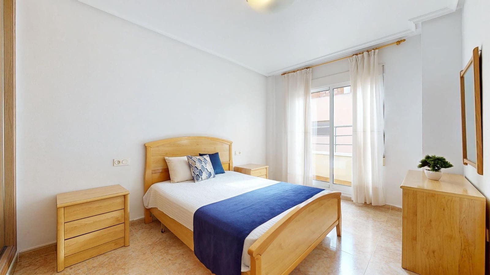 3 bedroom Flat for sale in Pilar de la Horadada with garage - € 179,000 (Ref: 9659468)