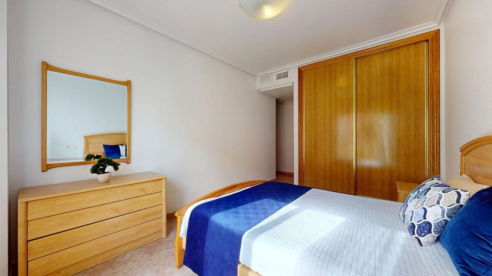 3 bedroom Flat for sale in Pilar de la Horadada with garage - € 179,000 (Ref: 9659468)