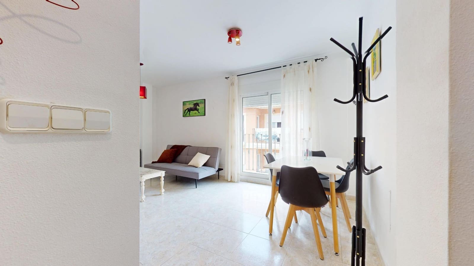 Piso de 2 habitaciones en Pilar de la Horadada en venta - 109.900 € (Ref: 9690641)