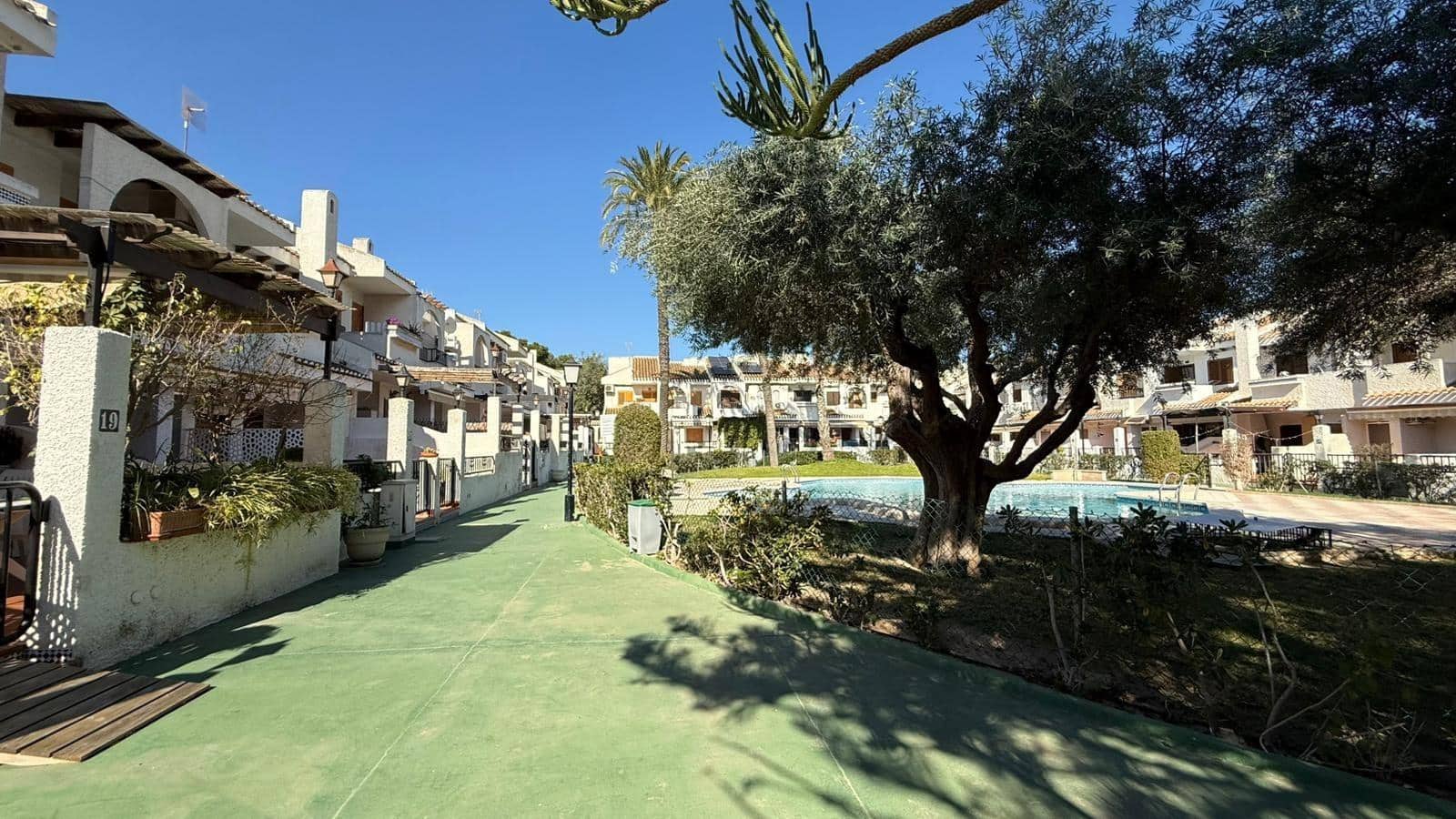 2 bedroom Apartment for sale in San Pedro del Pinatar with pool - € 155,000 (Ref: 9690642)
