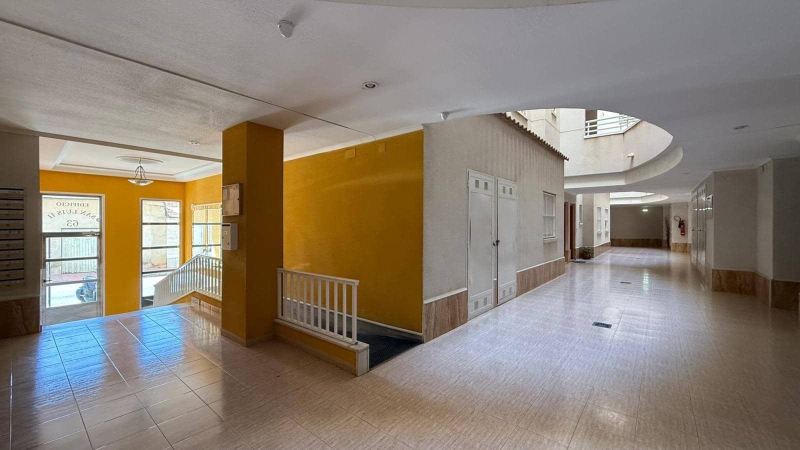 2 sovrum Lägenhet till salu i Torrevieja - 110 000 € (Ref: 9701661)
