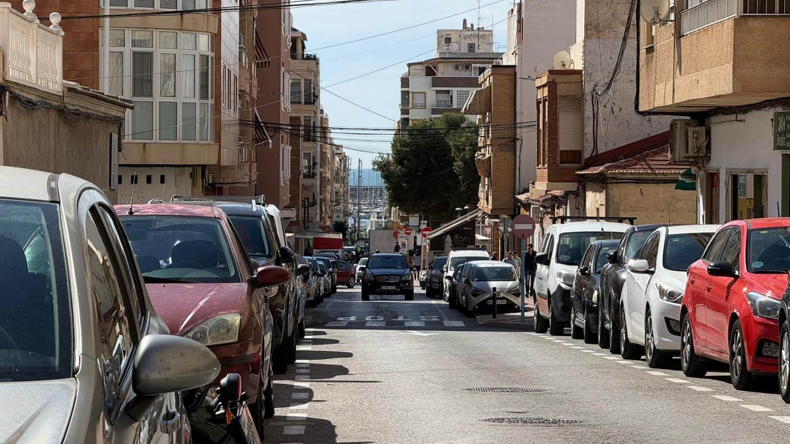 2 sovrum Lägenhet till salu i Torrevieja - 110 000 € (Ref: 9701661)