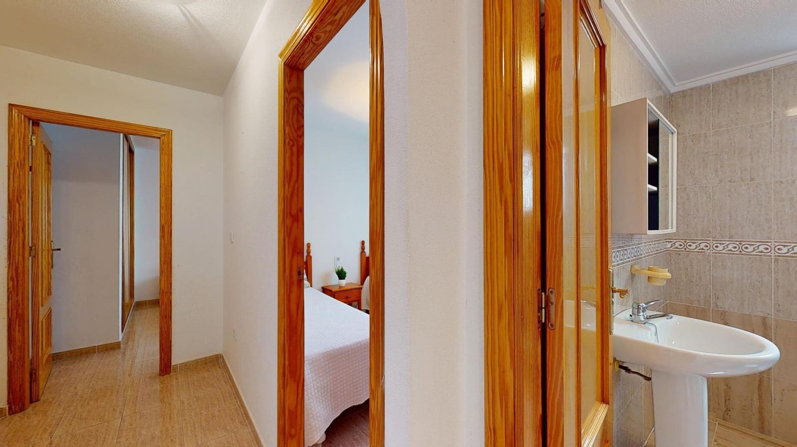 2 sovrum Lägenhet till salu i Torrevieja - 110 000 € (Ref: 9701661)