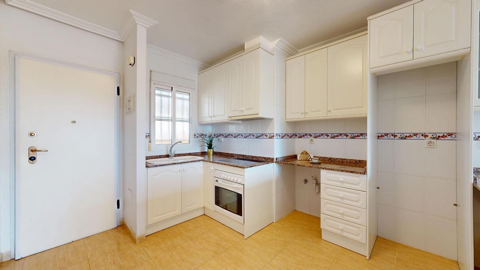 2 bedroom Flat for sale in Los Nietos with pool - € 112,000 (Ref: 9714963)