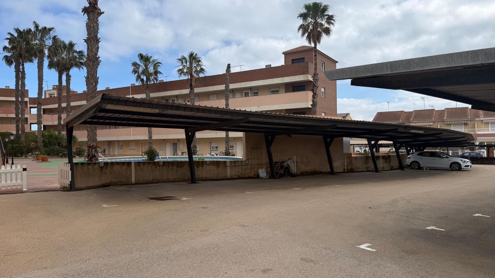 2 soverom Leilighet til salgs i Los Nietos med svømmebasseng - € 109 000 (Ref: 9714963)