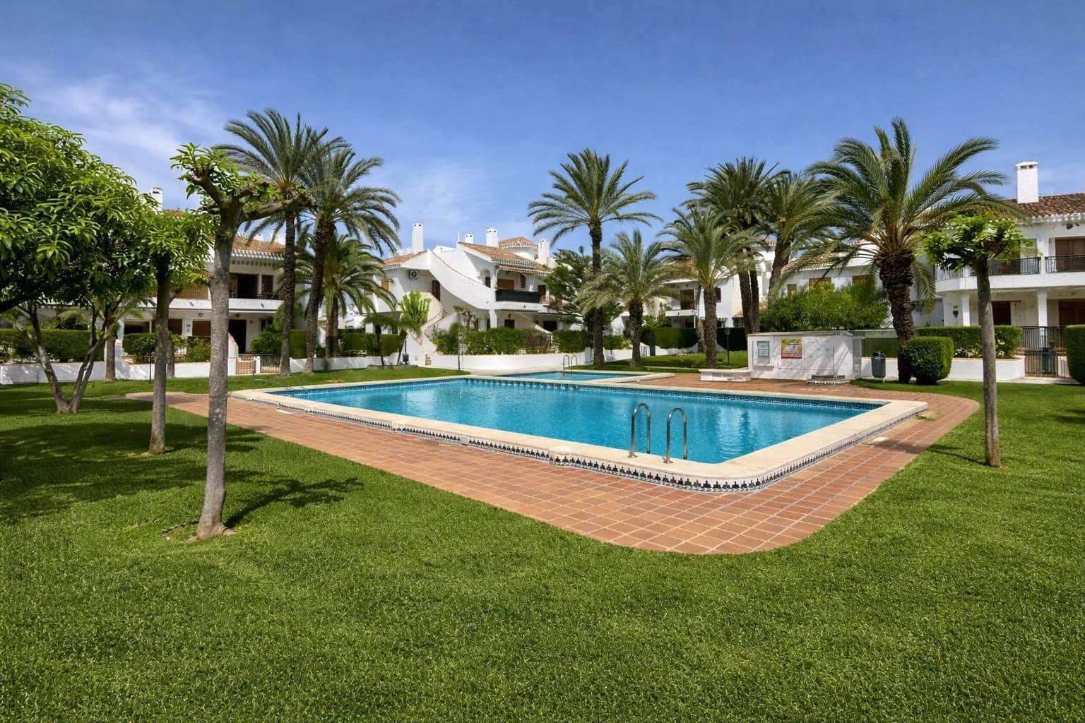 3 makuuhuone Rivitalo myytävänä paikassa Torre de la Horadada mukana uima-altaan - 295 000 € (Ref: 9762006)