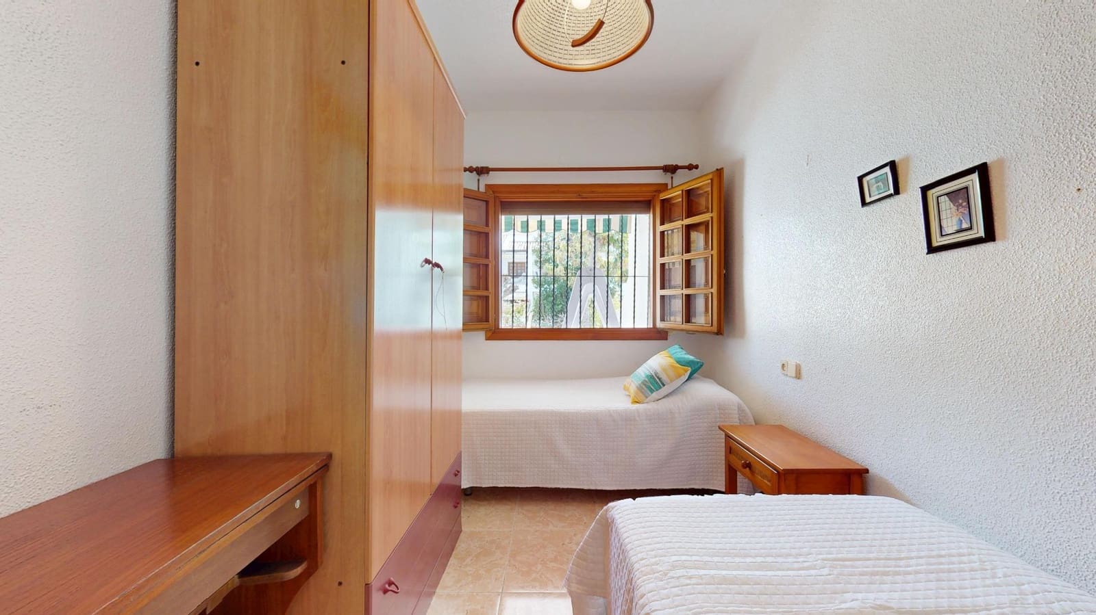 3 makuuhuone Rivitalo myytävänä paikassa Torre de la Horadada mukana uima-altaan - 295 000 € (Ref: 9762006)