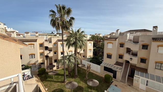 2 chambre Appartement à vendre à Punta Prima, Torrevieja avec piscine - 179 000 € (Ref: 9778168)