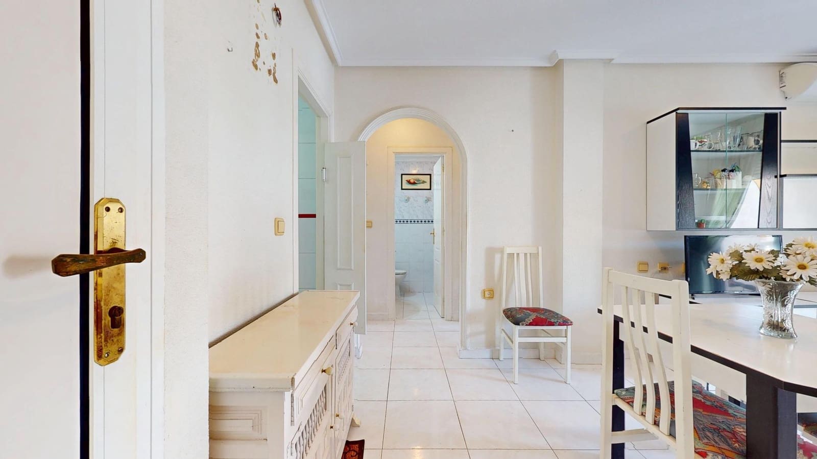 2 bedroom Apartment for sale in Punta Prima with pool - € 179,000 (Ref: 9778168)