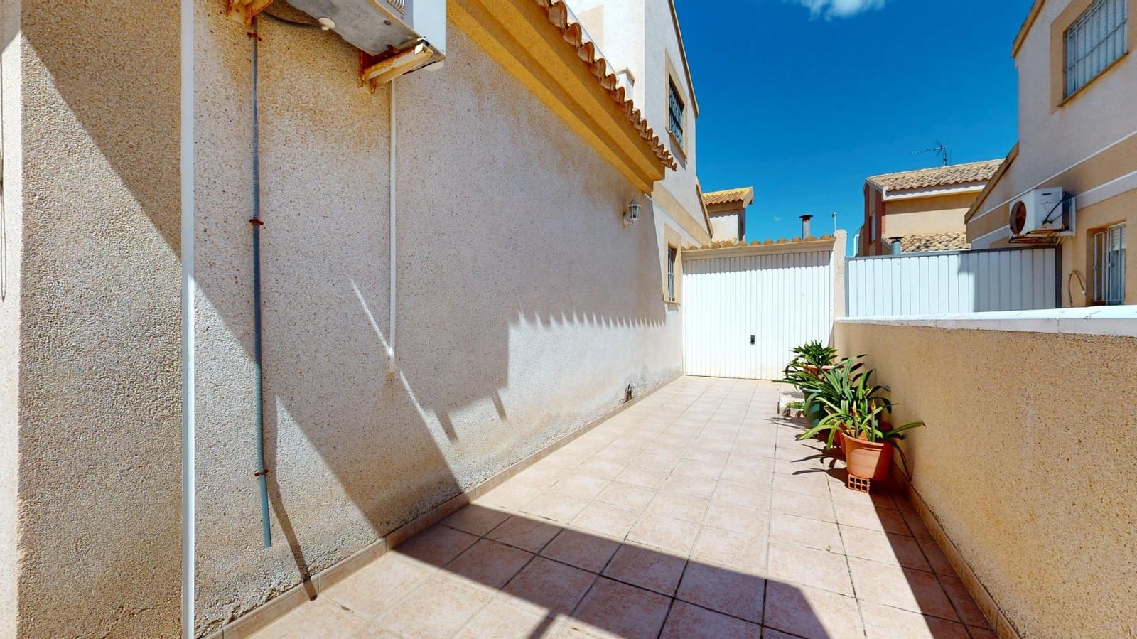 4 soveværelse Rækkehus til salg i Torre de la Horadada - € 329.000 (Ref: 9780587)