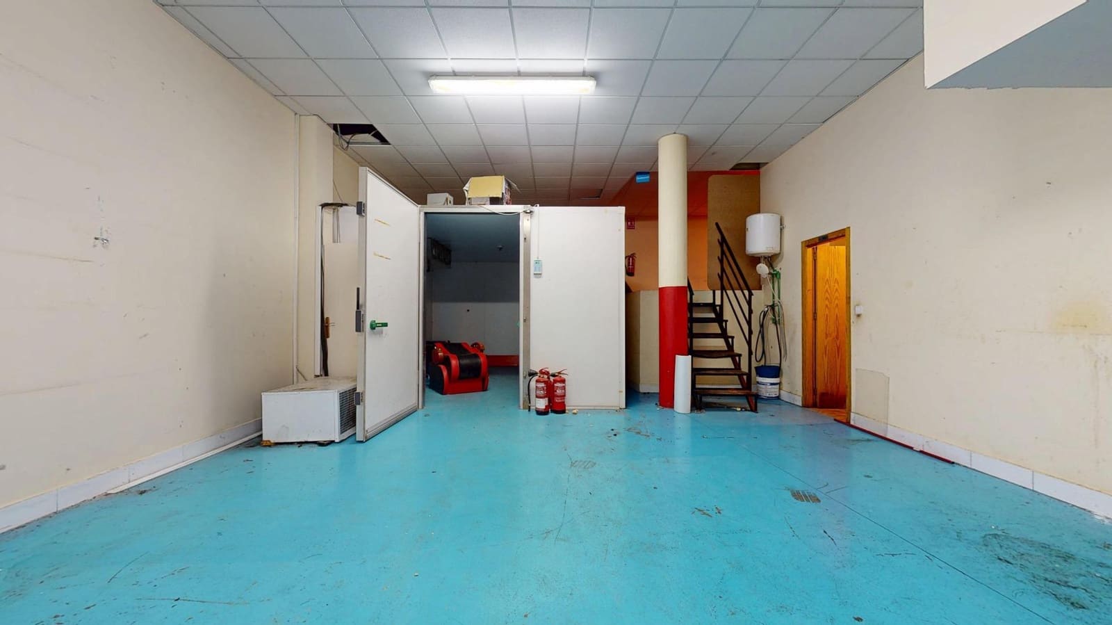 Kaupallinen myytävänä paikassa Lo Pagan - 198 000 € (Ref: 9783015)