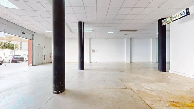 Kaupallinen myytävänä paikassa Lo Pagan, San Pedro del Pinatar - 198 000 € (Ref: 9783015)