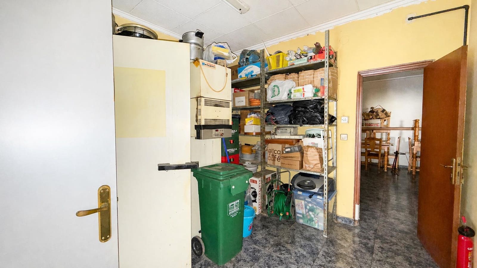 Comercial para venda em San Pedro del Pinatar - 180 000 € (Ref: 9811942)
