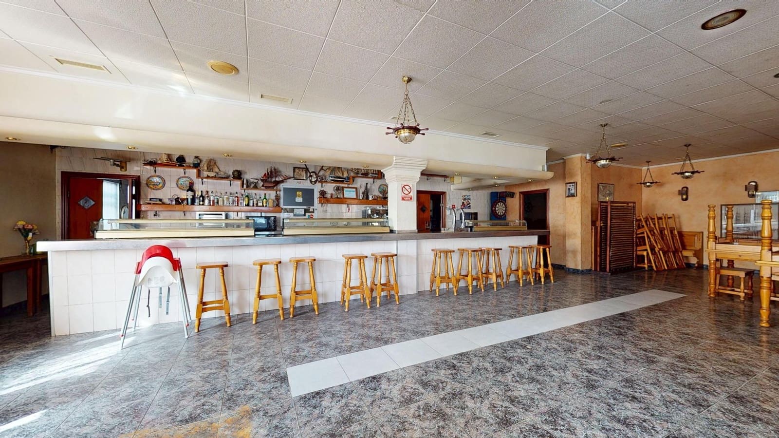 Comercial para venda em San Pedro del Pinatar - 180 000 € (Ref: 9811942)